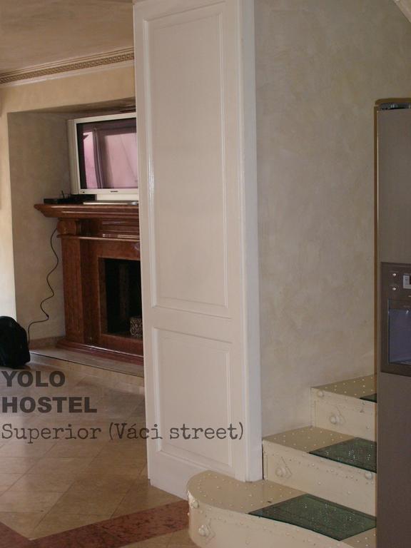 Yolo Hostel Budapest Exterior foto