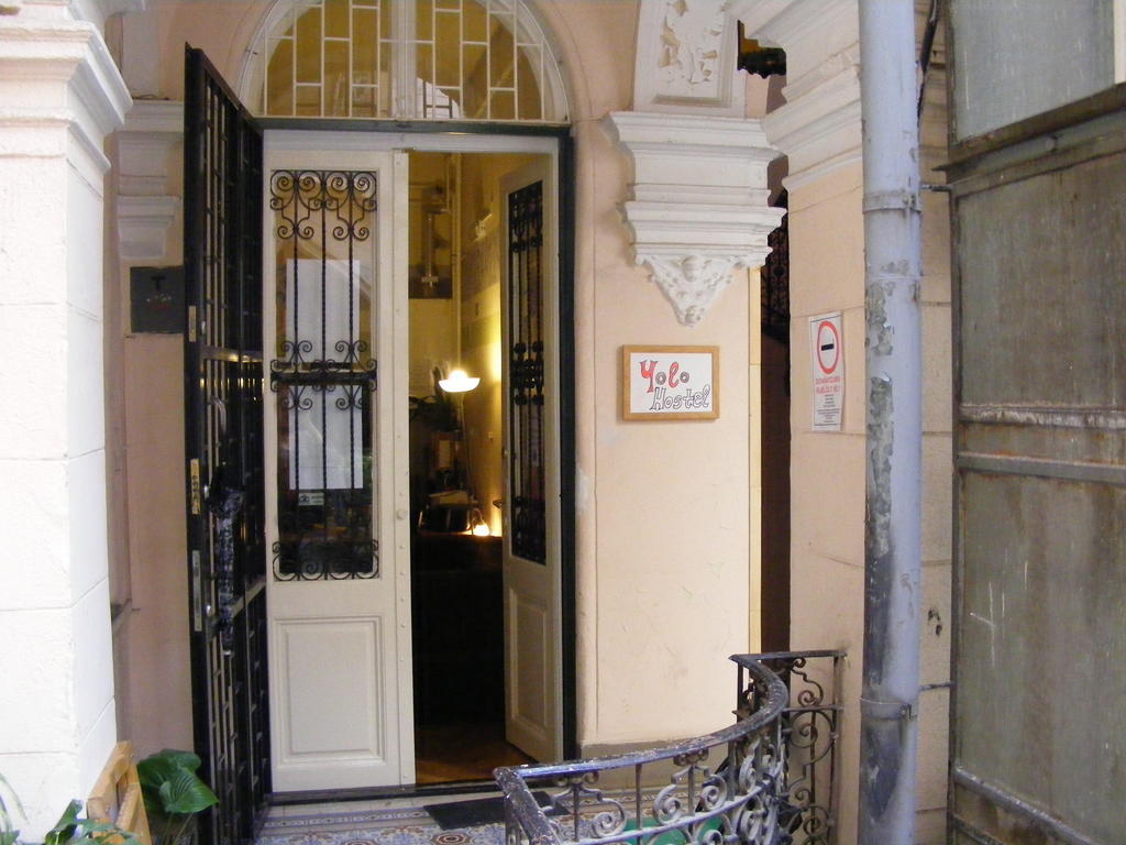 Yolo Hostel Budapest Exterior foto